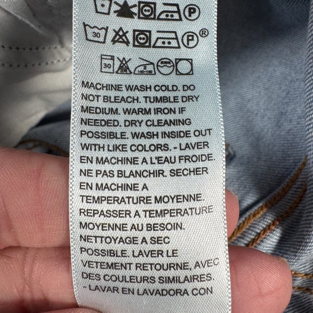 Levis Jeans Womens 25 Blue Wedgie Straight High Rise Light Wash Button Fly - Picture 6 of 14